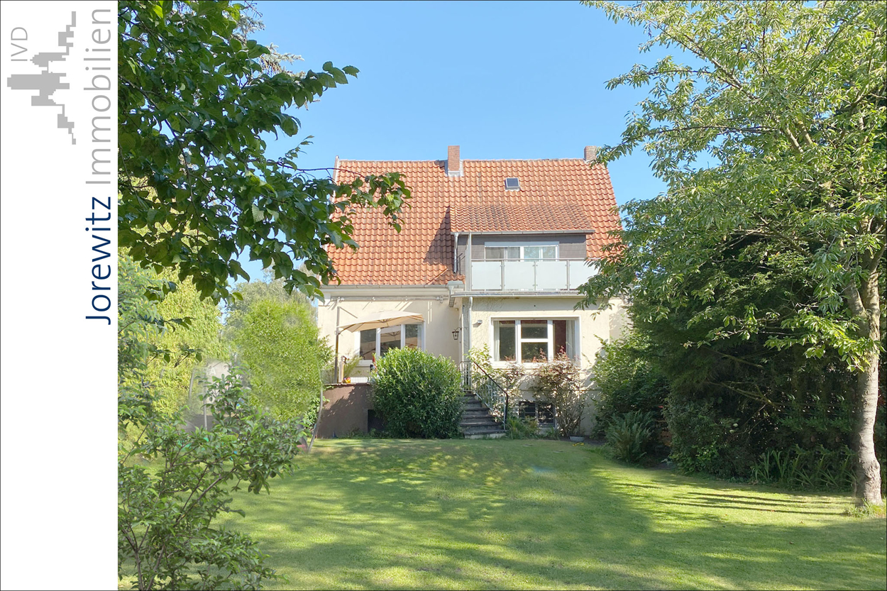 001 - Gartenansicht