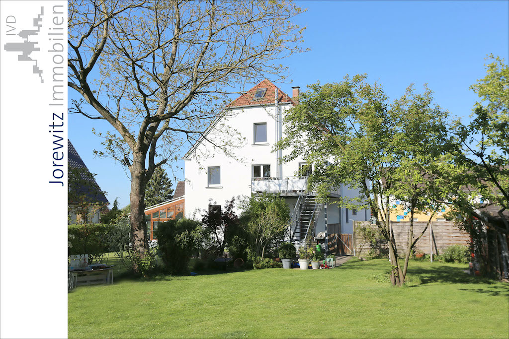 001 - Gartenansicht