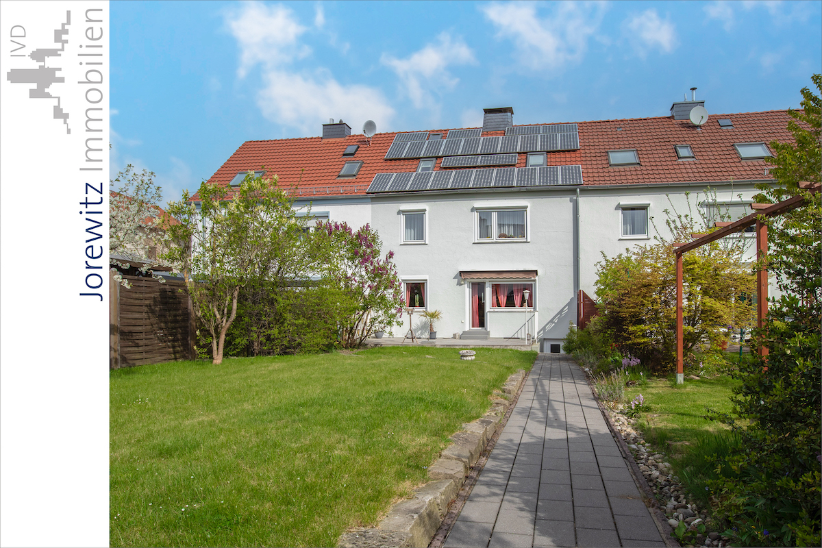 001 - Gartenansicht