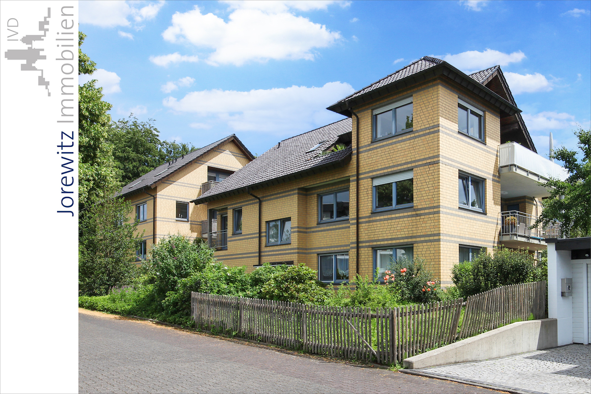 001 - Straßenansicht