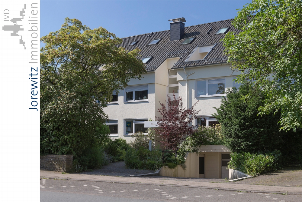 001 - Straßenansicht