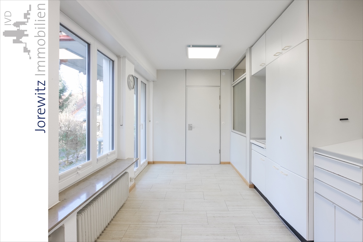 011 - Sprechzimmer 1