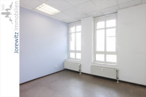 006 - Büro 3