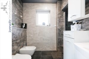 018 - Bad-en-Suite