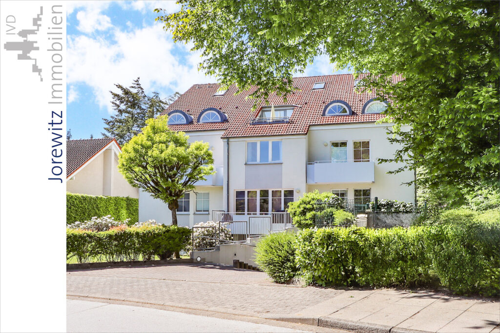001 - Straßenansicht