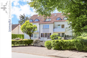 001 - Straßenansicht