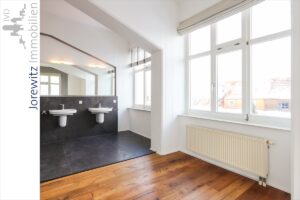012 - Schlafen - Bad - Ansicht 1