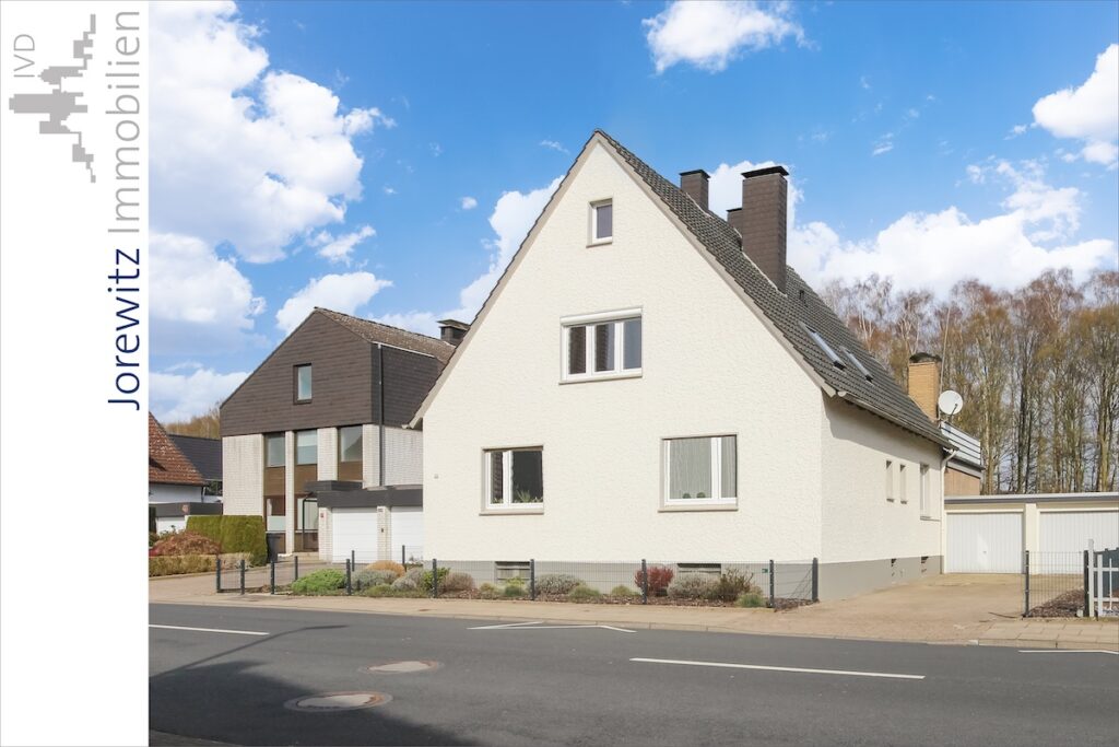 001 - Straßenansicht