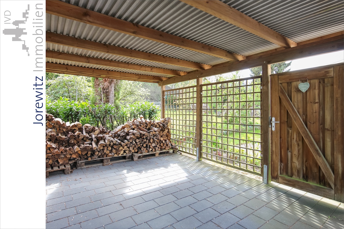 027 - Carport