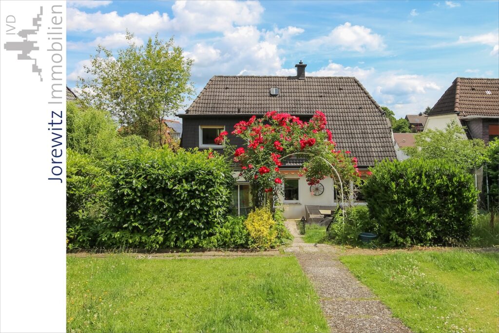 001 - Gartenansicht