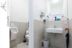 014 - Gewerbefläche EG - WC