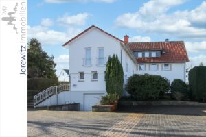 001 - Straßenansicht