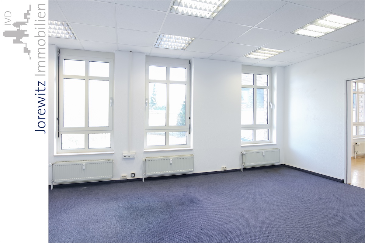 005 - Büro 4