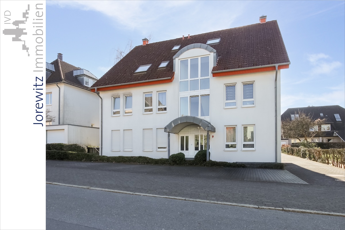 001 - Straßenansicht