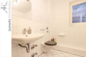 025 - Haus B - Souterrain - Bad