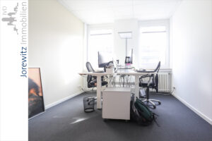008 - Büro 5