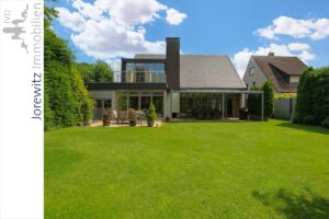 003 - Gartenansicht 1