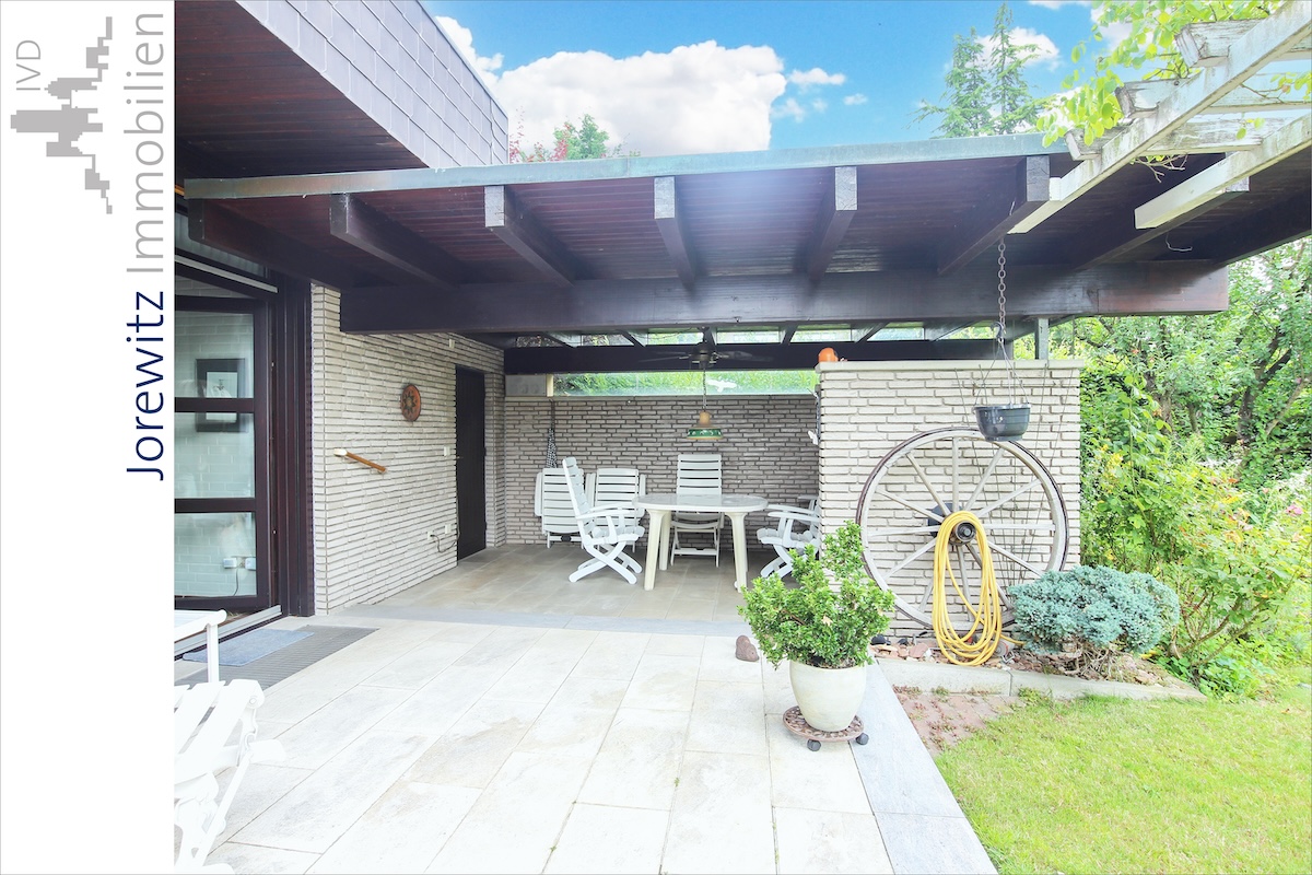 009 - Terrasse überdacht Ansicht 1