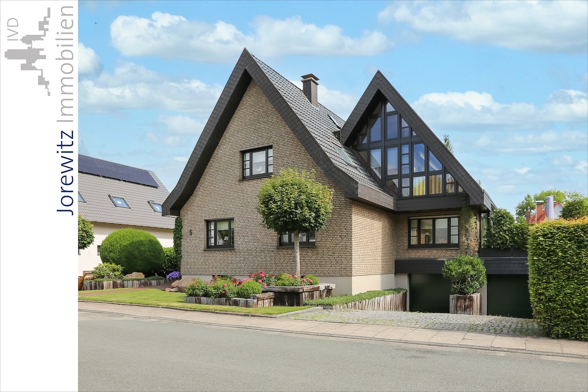 004 - Straßenansicht