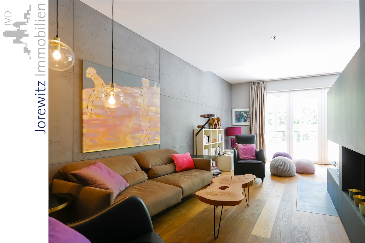 010 - Wohn- und Kaminzimmer- Ansicht 3