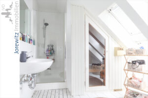020 - Haus B - Maisonette - Bad mit Sauna