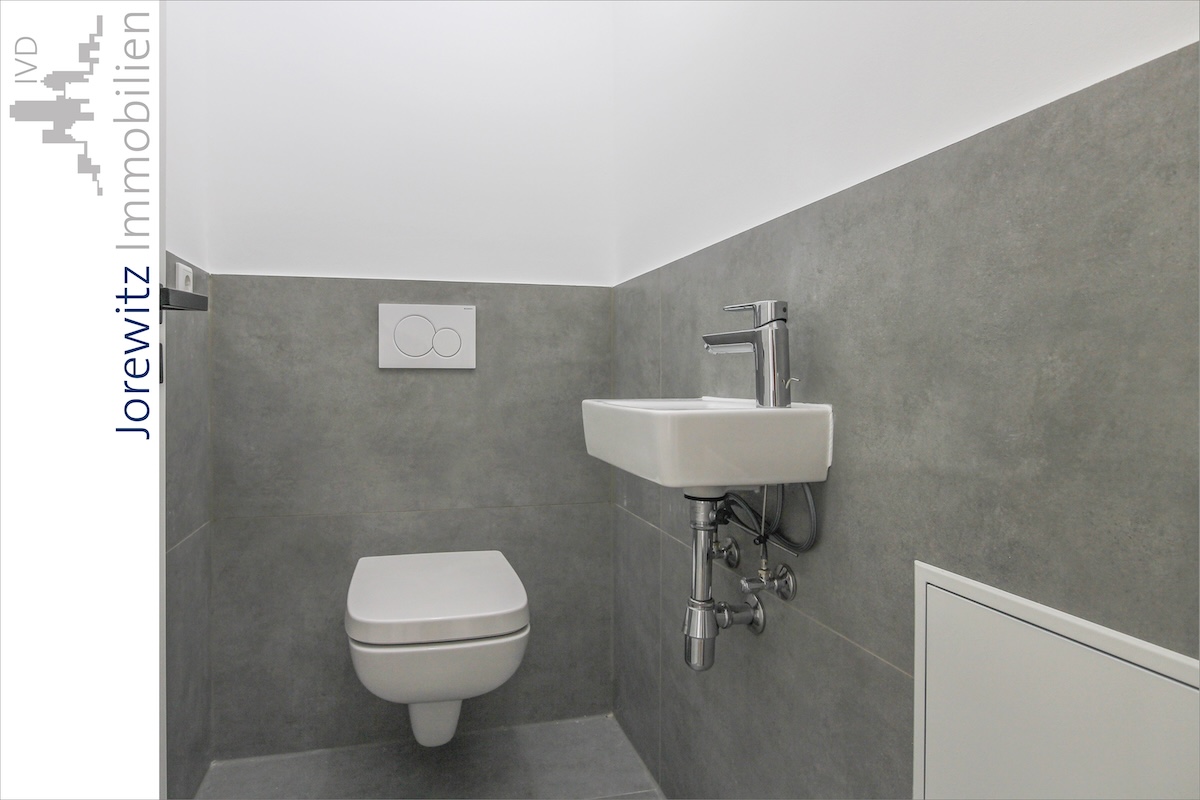 011 - Gäste-WC