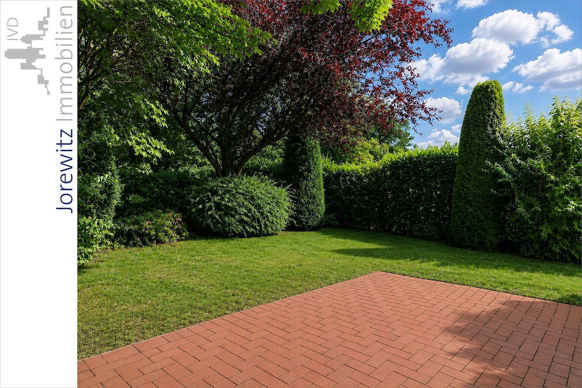 026 - Wohnung 2 - Terrasse - Ausblick Garten