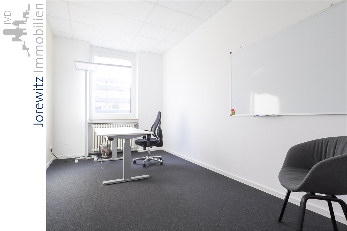 007 - Büro 4