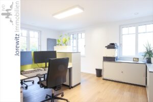 020 - Gewerbefläche 1. OG links - Büro