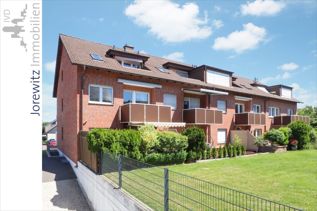 001 - Straßenansicht