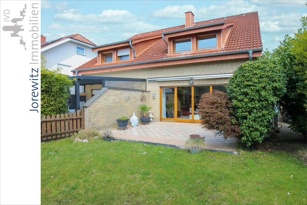 001 - Gartenansicht