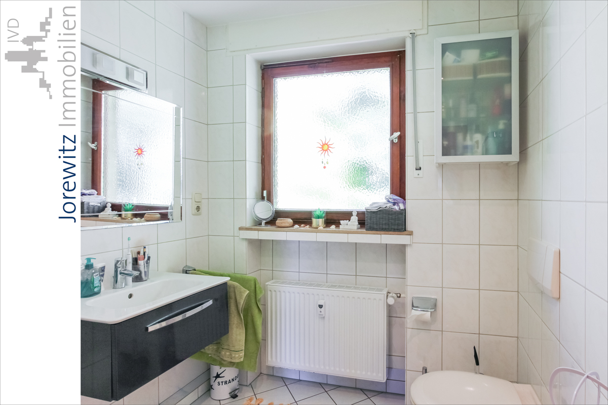 011 - Wohnung Obergeschoss - Bad