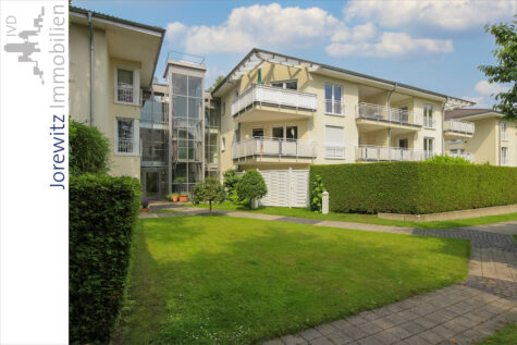 Bielefeld Sieker-Schweiz: Schicke 3 Zimmer-Wohnung mit 2 Terrassen und Gartenanteil, 33605 Bielefeld, Terrassenwohnung
