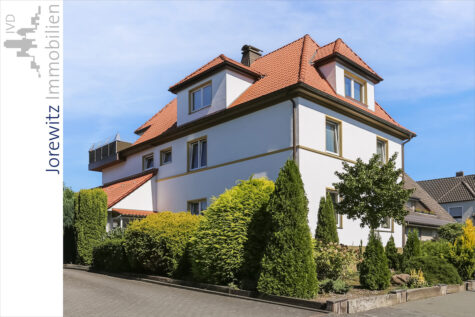 Südhanglage Bi-Theesen: Sehr gepflegtes Zweifamilienhaus (Eigentumswohnungen) mit großem Gartengrundstück, 33739 Bielefeld, Zweifamilienhaus