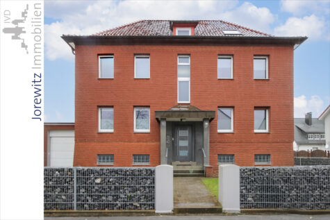 Bielefeld-Mitte, Nähe Lenkwerk: 2 Zimmer-Wohnung mit Einbauküche und Garage in zentraler Lage, 33609 Bielefeld, Etagenwohnung