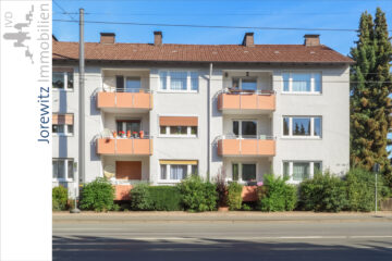Bielefeld-Mitte - Nähe Klinikum: Schön renovierte und zentrumsnahe 3 Zimmer-Wohnung mit Balkon - 003 - Balkonansicht
