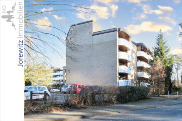 Bielefeld-Senne: Familienfreundliche 4 Zimmer-Wohnung mit Balkon in Waldrandlage - 004 - Seitenansicht - Parken