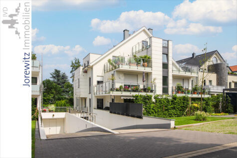 Bielefeld – Hoberge-Uerentrup: Exklusive, moderne 3 Zimmer-Wohnung mit Einbauküche und großem Balkon, 33619 Bielefeld, Etagenwohnung