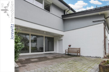 Sieker Schweiz: Großzügige 2 Zimmer-Wohnung in ruhiger Lage mit schöner Terrasse - 003 - Terrasse